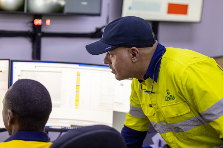 Mine of the future a vision in plain sight – Hexagon